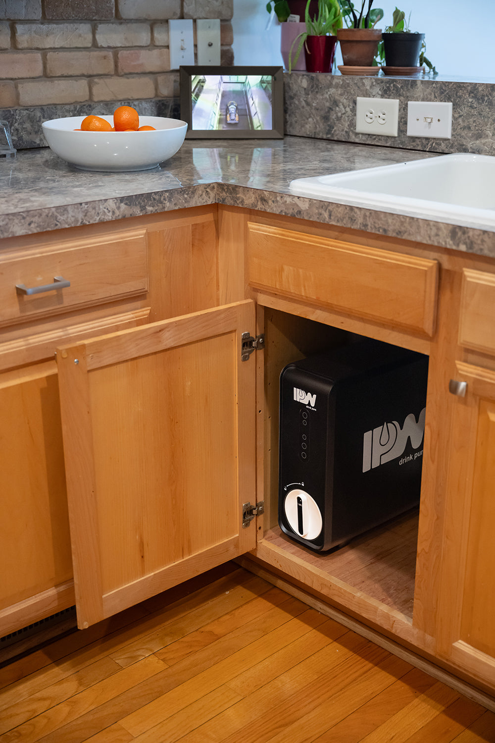 IPW Under the sink filter